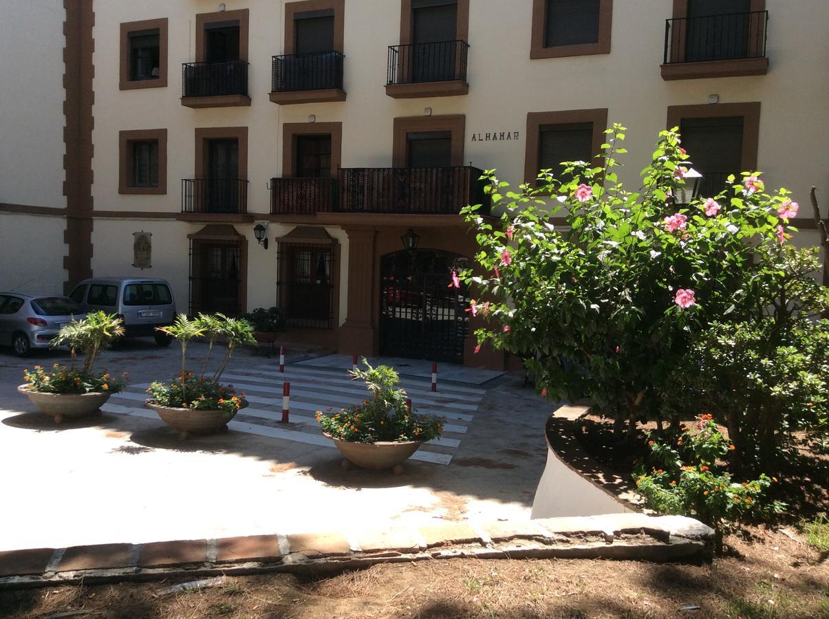 Mansion Alhamar - 2 Bedroom, Frontline Beach, Mountain Views, Full Size Pool, Tennis Courts, Close To Shops, On-Site Bar & Chiringuito Sitio de Calahonda Exterior photo